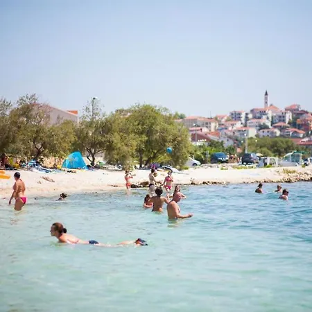 Piscina With Sea View Trogir-seget Apartment
